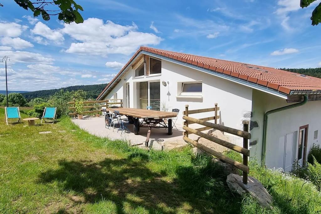 Le Grenier De Jules Et Marguerite Vila Liézey Exterior foto